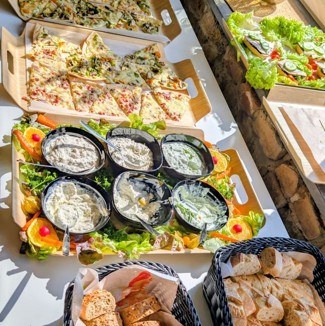 Cateringbuffet mit Fingerfood im MAS MONTI